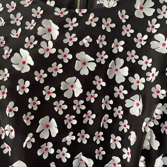 Karl Lagerfeld 3D Floral-Applique Sheath Dress - Picture 6 of 7